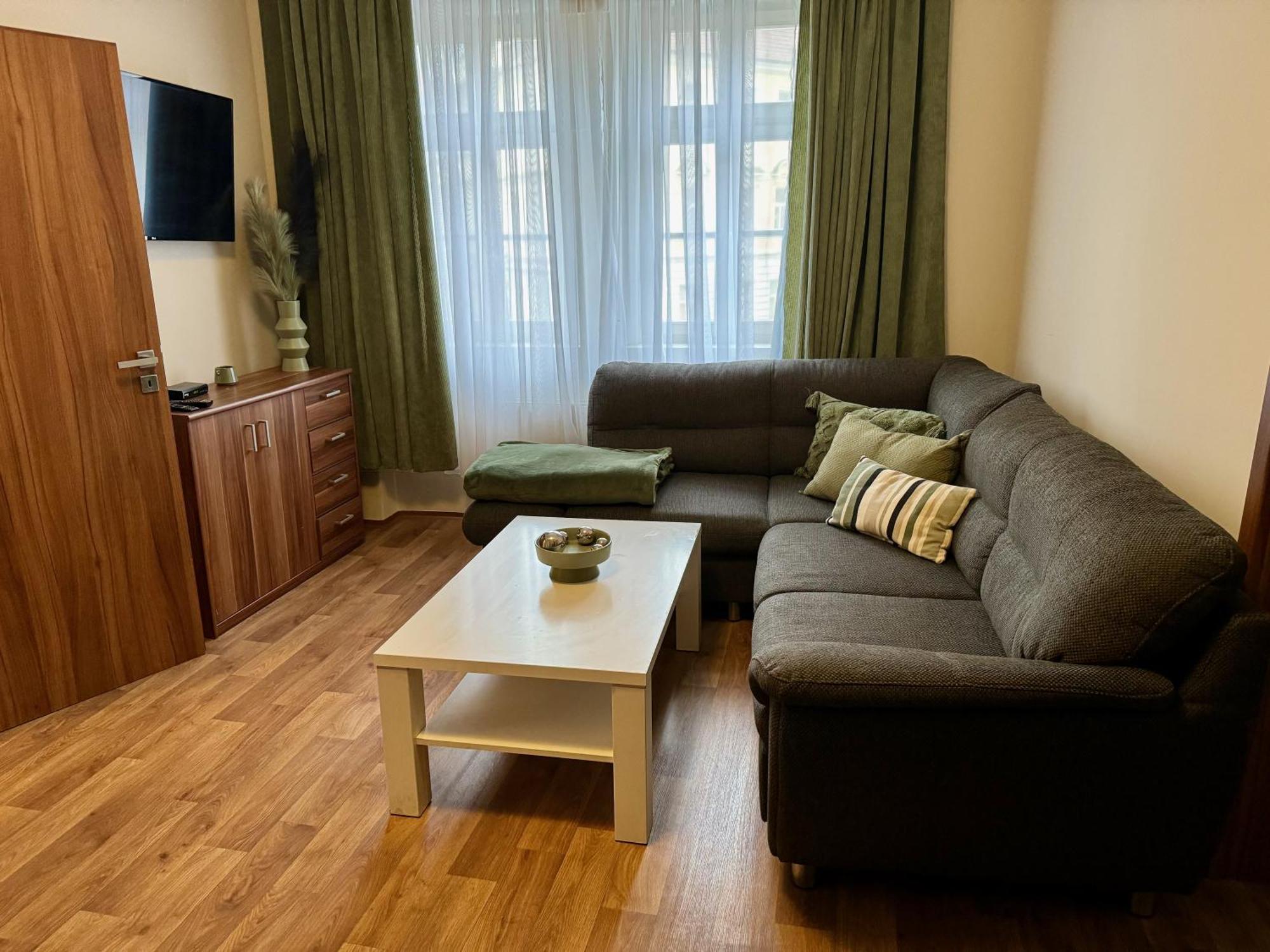 Apartmany Laubeho Namesti Теплице Экстерьер фото