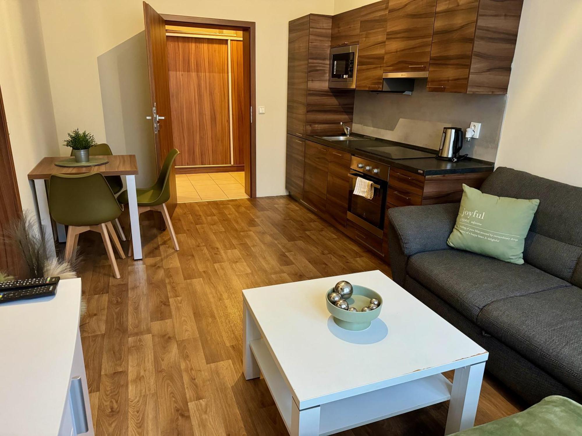 Apartmany Laubeho Namesti Теплице Экстерьер фото