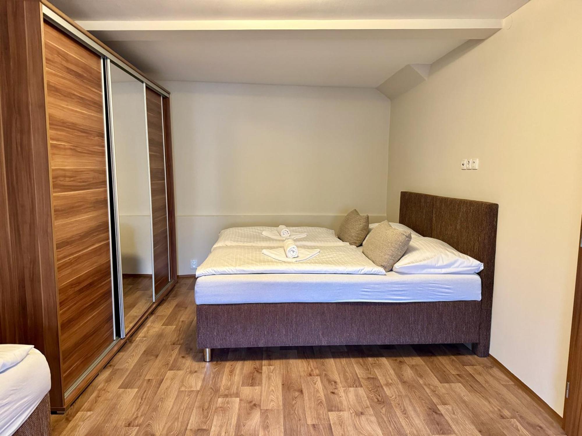 Apartmany Laubeho Namesti Теплице Экстерьер фото